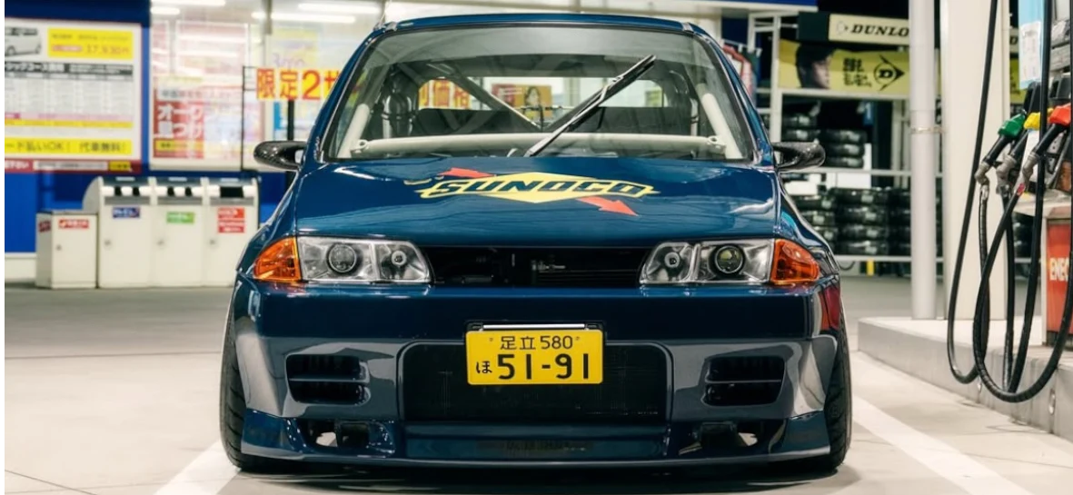 R32